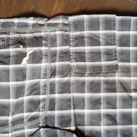 Puma 3/4 Shorts - Picture 2 of 4